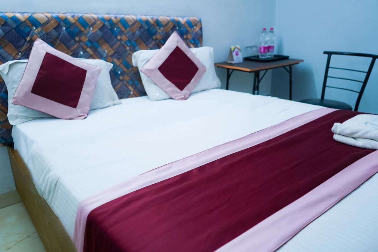 Comodo Satya Niketan Residency Nowe Delhi Zewnętrze zdjęcie